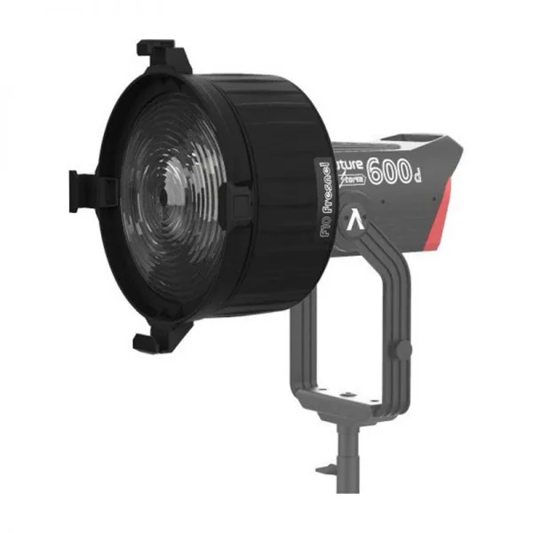 Aputure F10 Fresnel 2