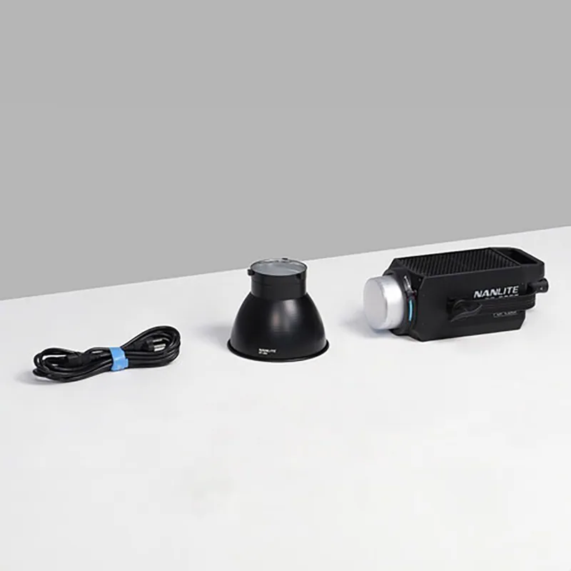 Đèn LED RGB Nanlite FS-300C 3