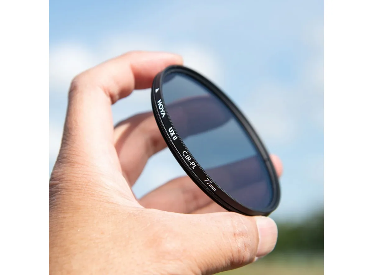 Filter Hoya UX II CIR-PL 49mm – 82mm 3