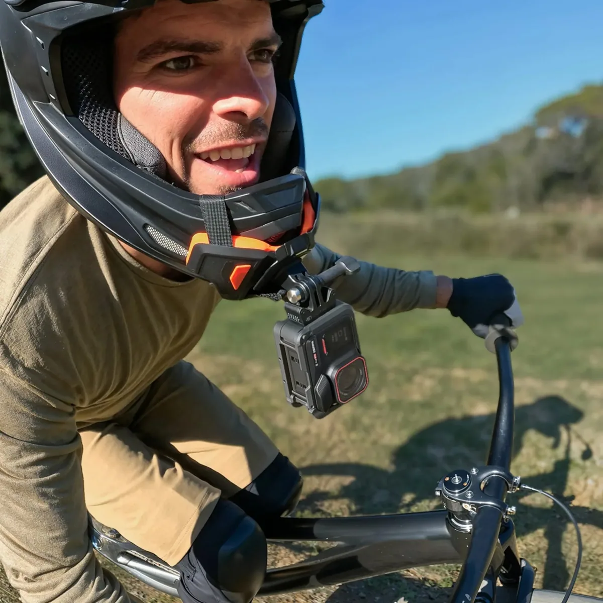 Insta360 Ace Pro 2 Utility Frame 9