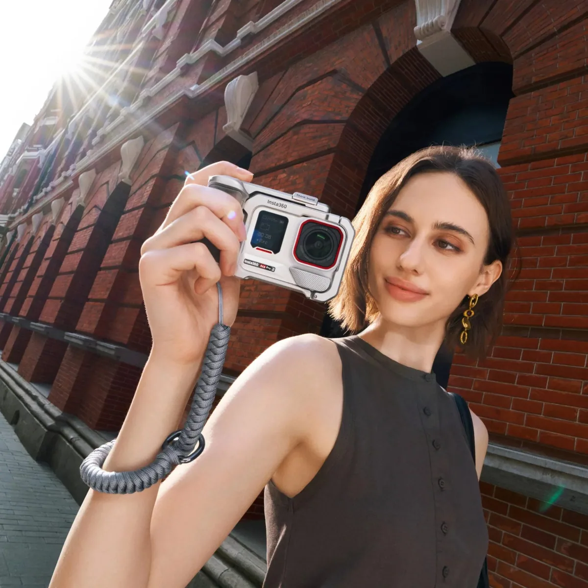Insta360 Ace Pro 2 Single Battery Xplorer Bundle (White+Silver) 2