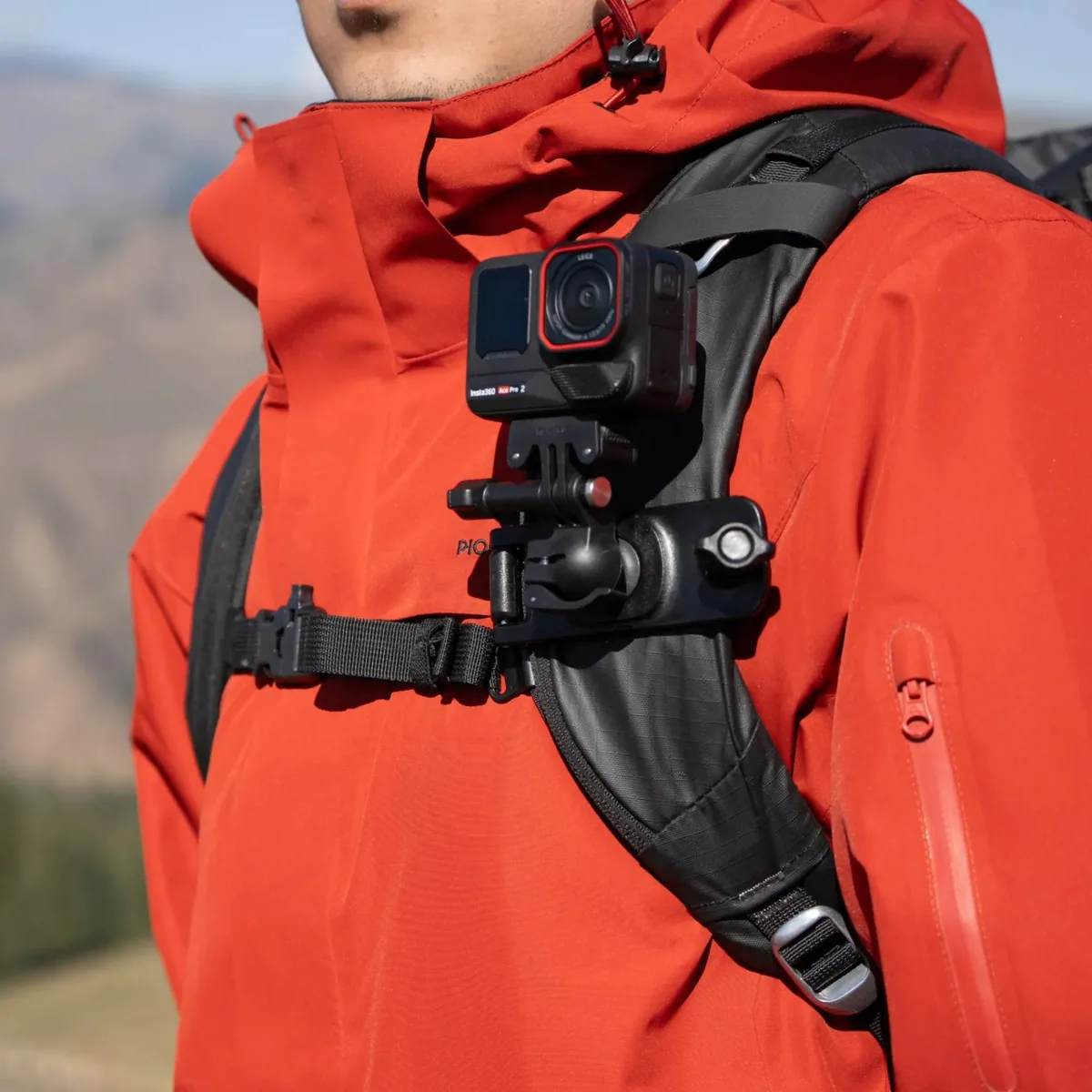 Insta360 Backpack Clip 6