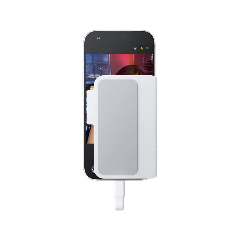 Insta360 Snap (Selfie Screen with Light) 3