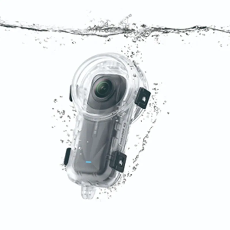 Insta360 X5 Invisible Dive Case 3