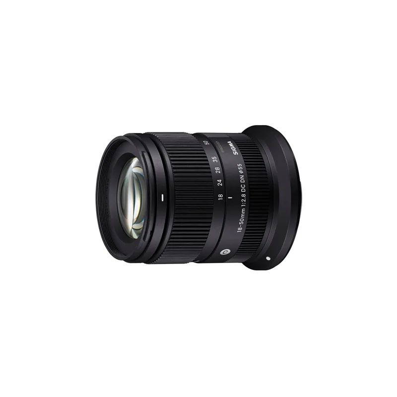 Sigma 18-50mm f/2.8 DC DN (Canon RF) 3