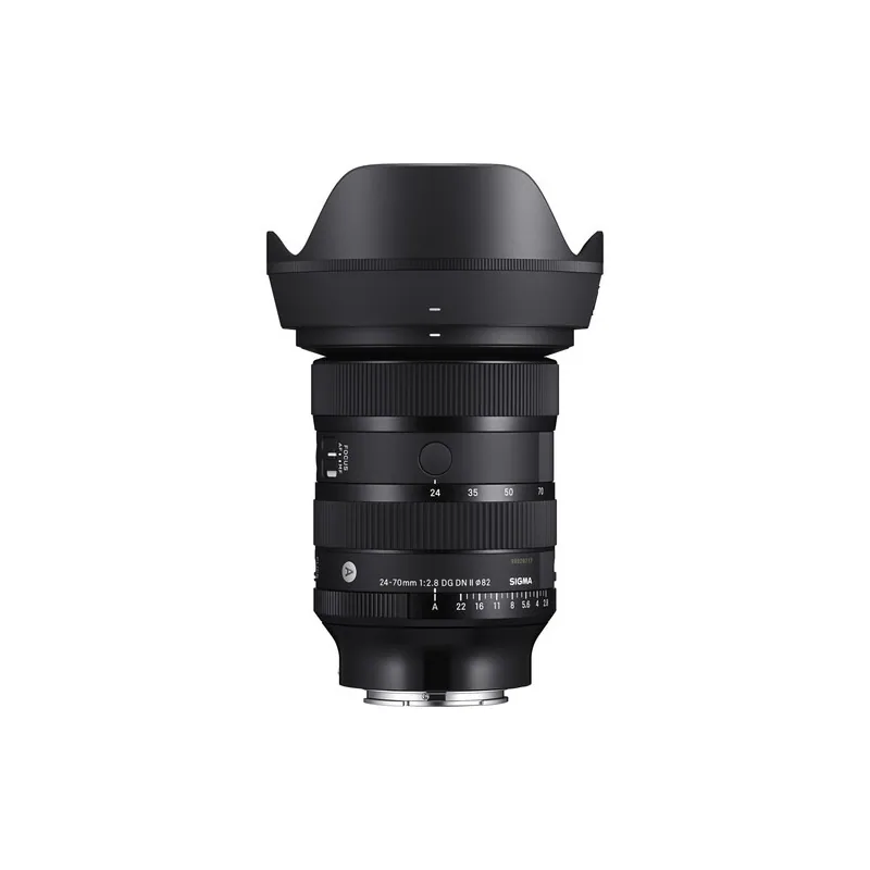 Sigma 24-70mm f/2.8 DG DN II (Sony E) 2