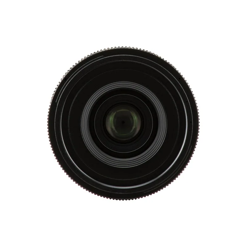 Sigma 35mm f/2 DG DN (Sony E) 3