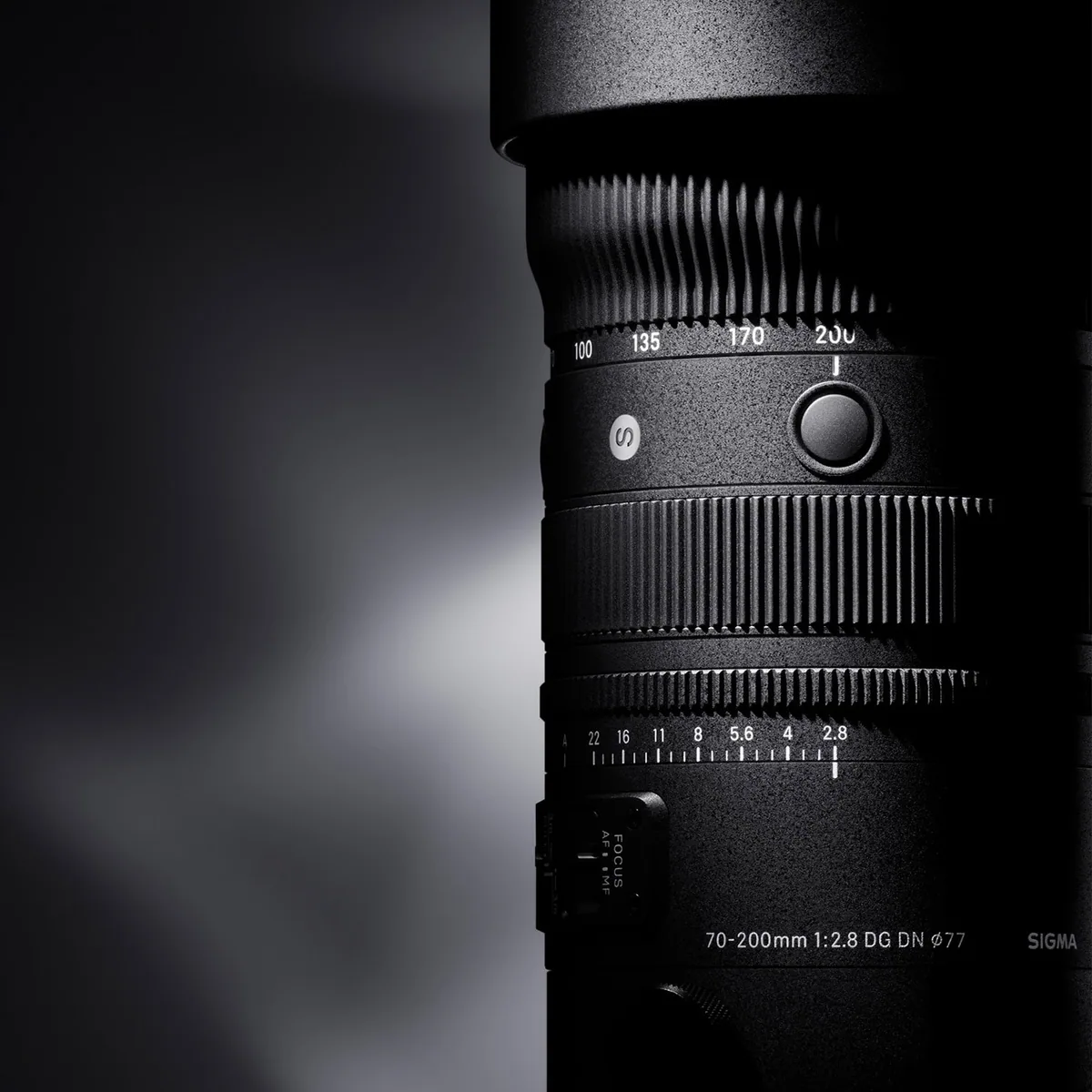 Sigma 70-200mm f/2.8 DG DN OS Sports Lens (Sony E) 4