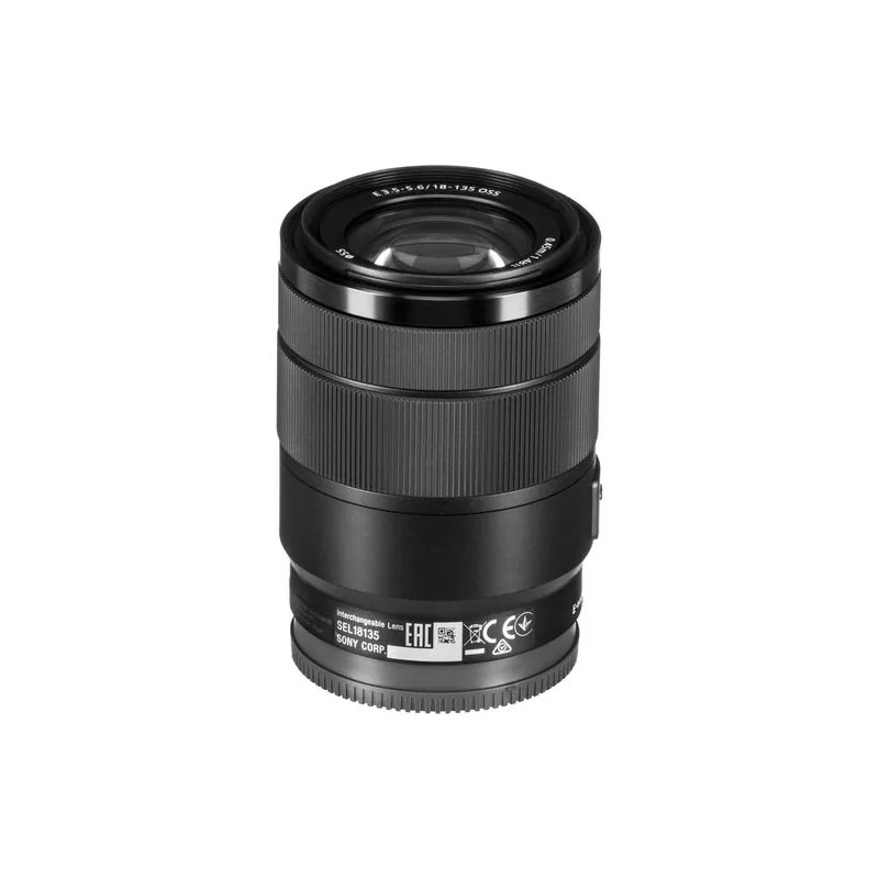 Sony E 18-135mm f/3.5-5.6 OSS 8