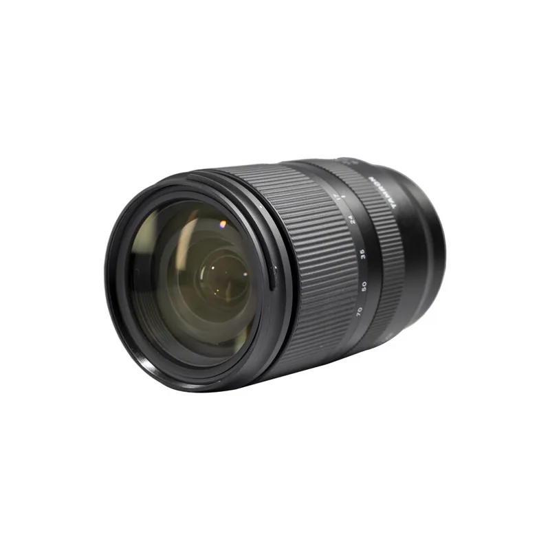 Tamron 17-70mm f/2.8 Di III-A VC RXD (Fujifilm X) 6