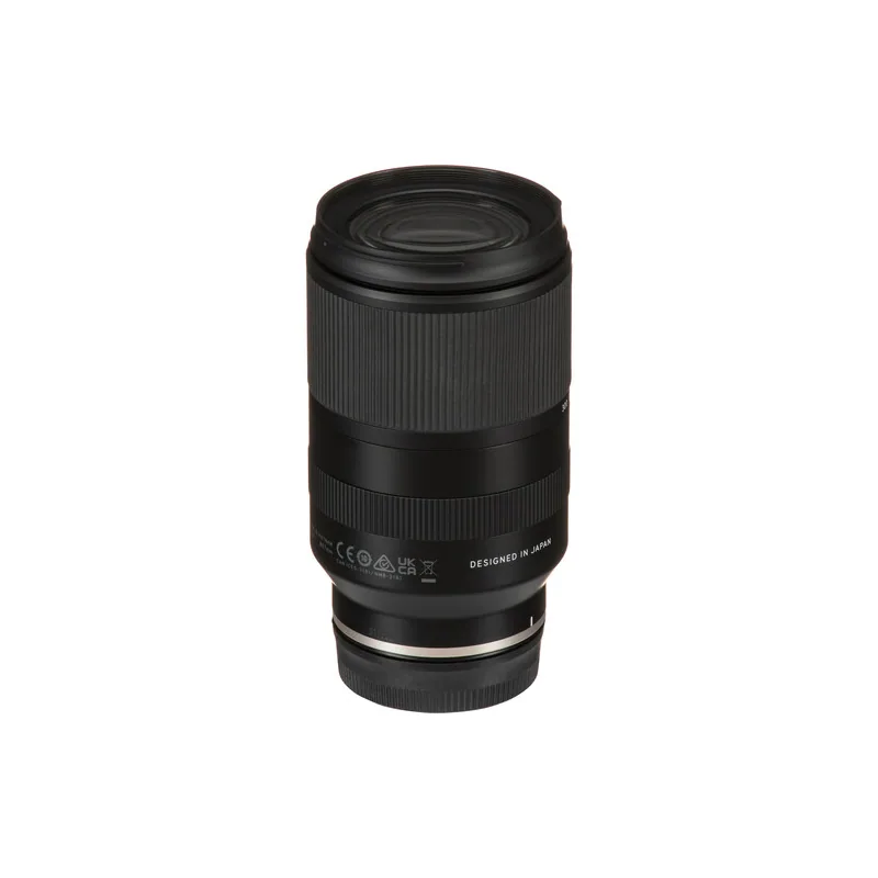 Tamron 18-300mm f/3.5-6.3 Di III-A VC VXD (Sony E) 8