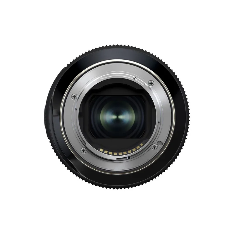 Tamron 35-100mm f/2.8 Di III VXD (Sony E) 3